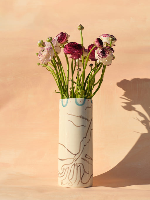 THE KISS - CERAMIC VASE